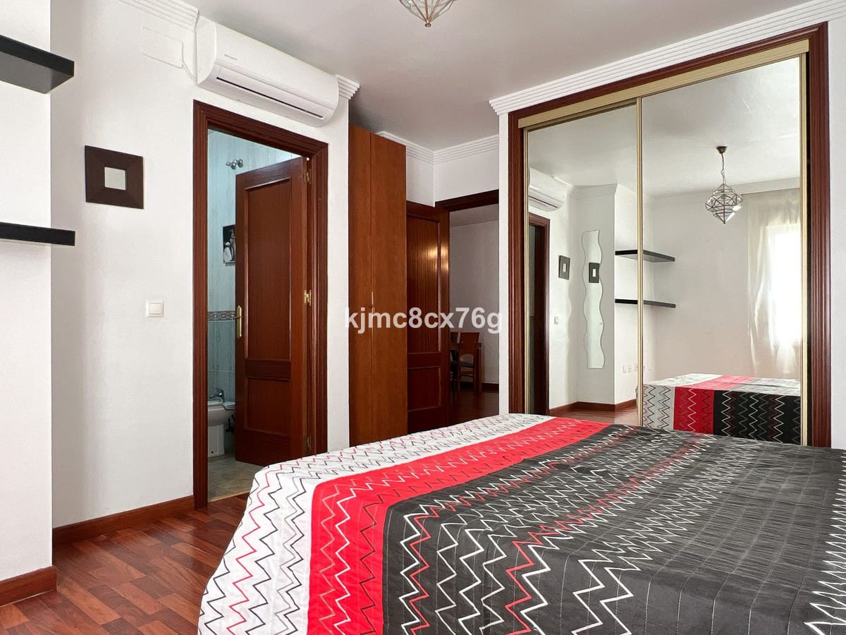 Een slaapkamer appartement nabij Málaga historisch centrum - foto 14