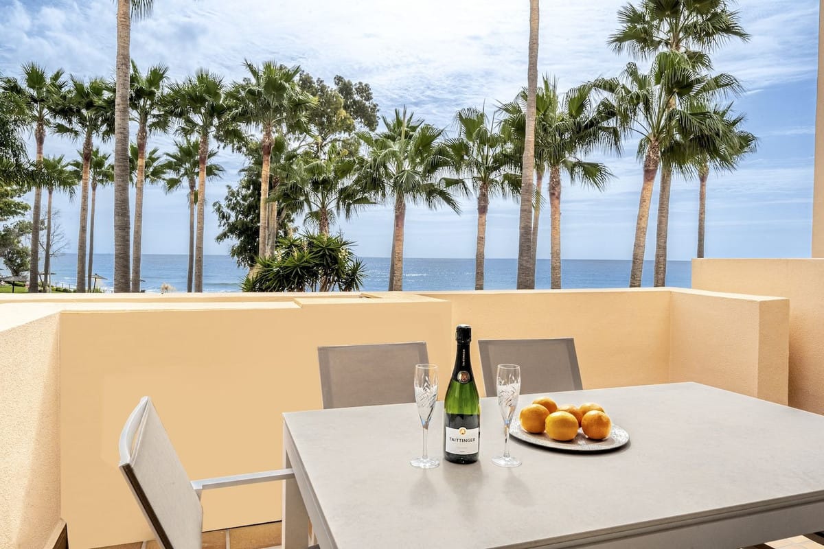 2-slaapkamer appartement aan het strand in Estepona in Estepona - foto 16