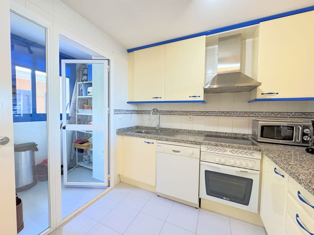 Driekamer penthouse duplex met zeezicht in La Duquesa in La Duquesa - foto 17