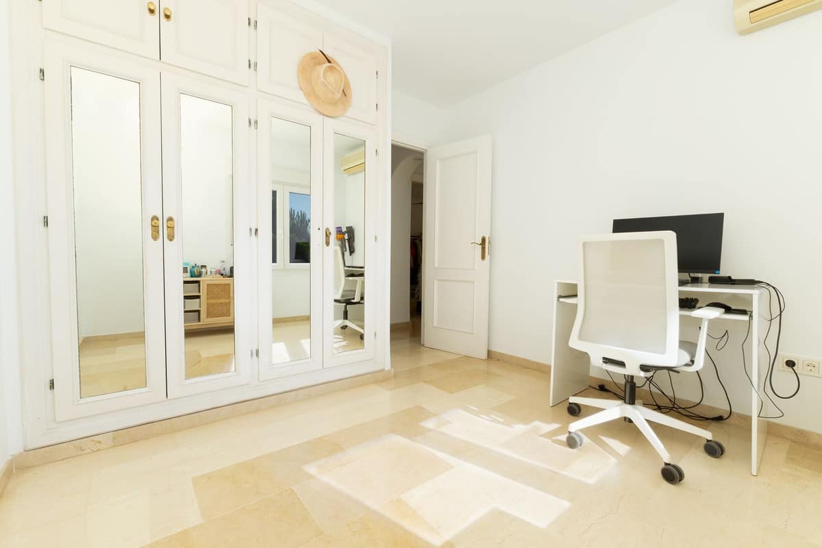 Drie-slaapkamer stadswoning in Calahonda, Mijas Costa in Calahonda - foto 14