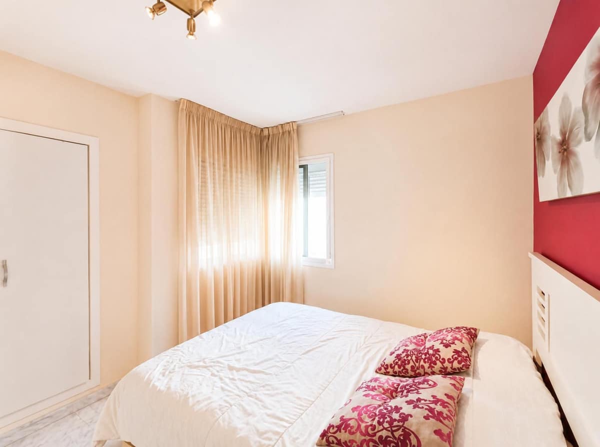 Ruim 3-slaapkamer appartement op de eerste verdieping met lift in Bailén Miraflores in Bailen Miraflores - foto 11
