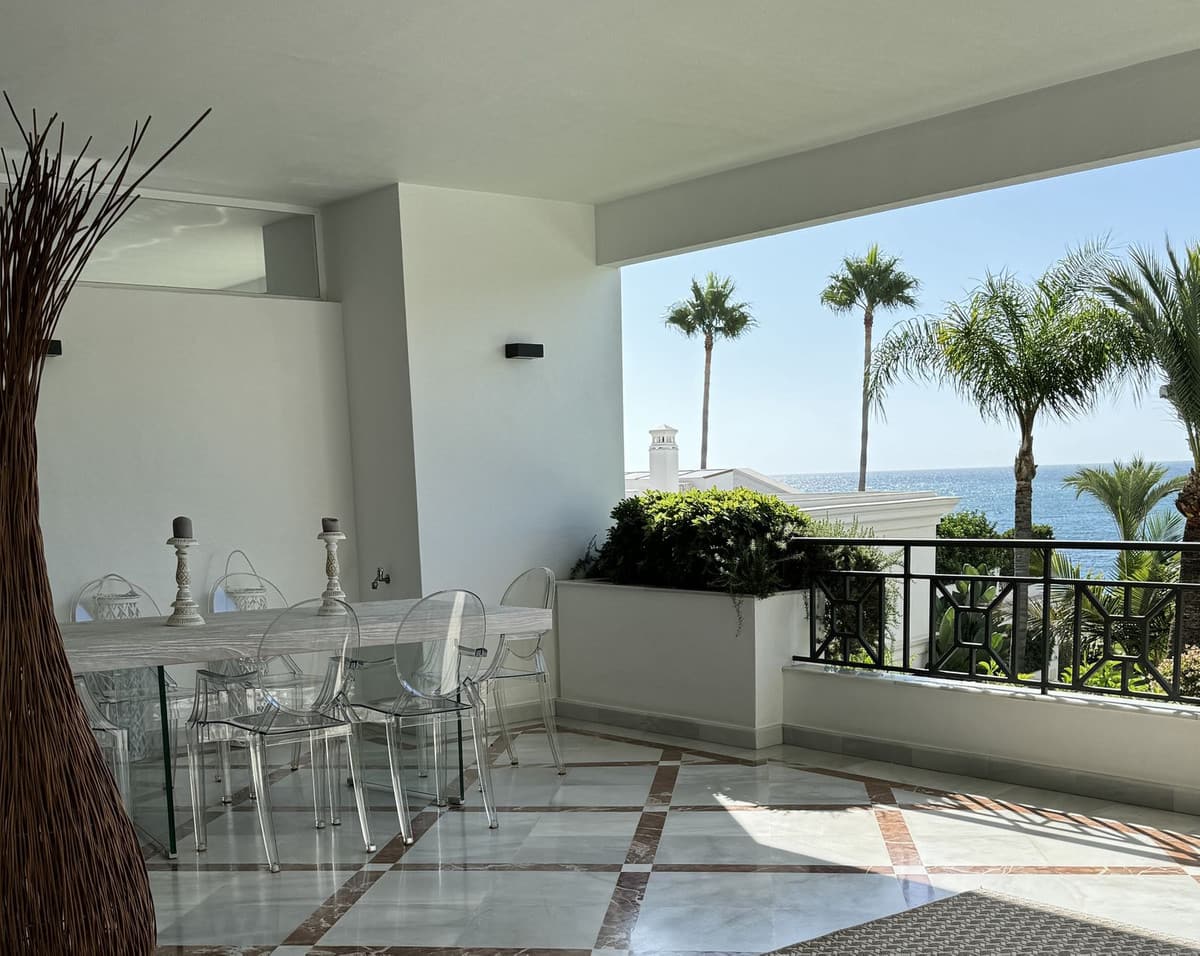 2-slaapkamer appartement aan het strand in Estepona in Estepona - foto 2