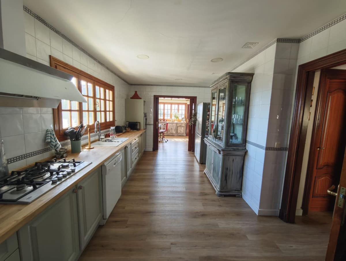 4-slaapkamer villa direct aan de golfbaan in San Luis de Sabinillas, Málaga in San Luis de Sabinillas - foto 9