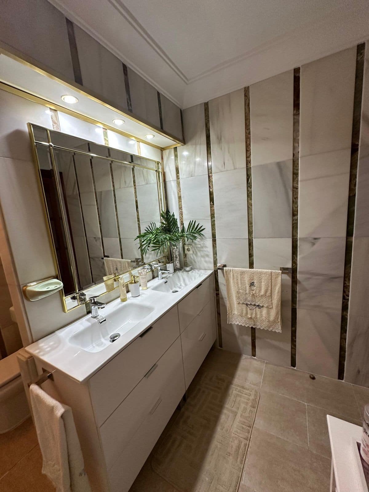 3-slaapkamerappartement met zijzeezicht aan de promenade, Estepona in Estepona - foto 18