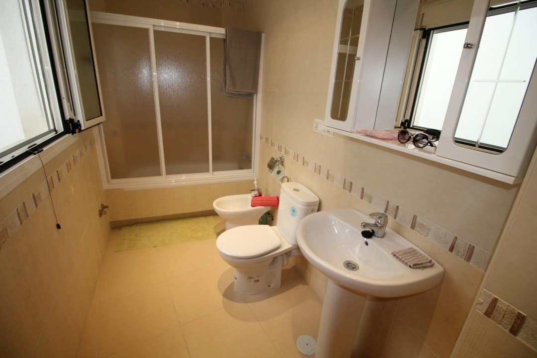 Villa met 4 slaapkamers in Árchez in Árchez - foto 12