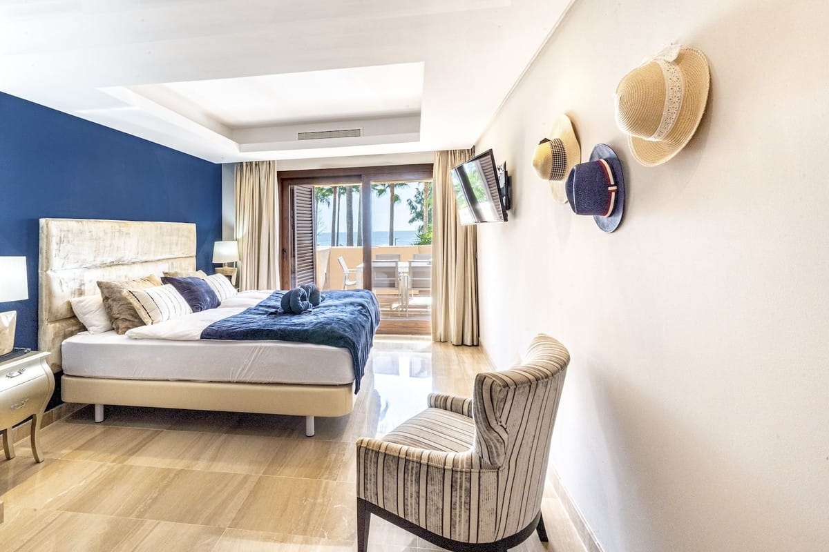 2-slaapkamer appartement aan het strand in Estepona in Estepona - foto 12