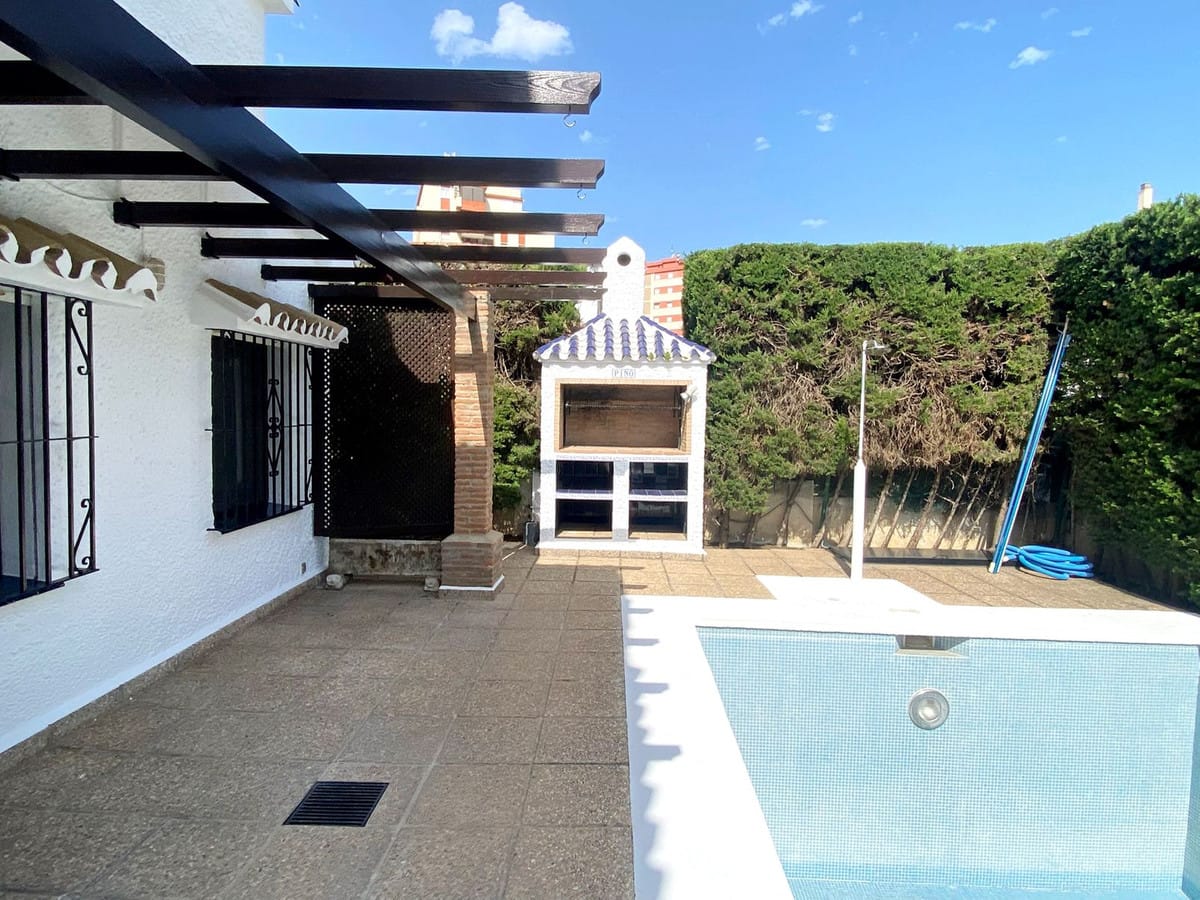 Vrijstaande villa met 3 slaapkamers in Fuengirola in Fuengirola - foto 11
