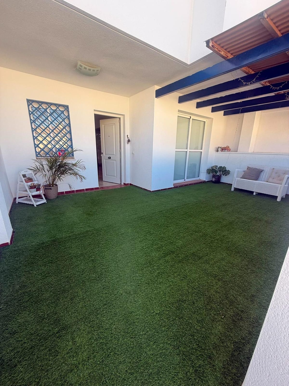 Ruime halfvrijstaande villa met 4 slaapkamers in Torremolinos in Torremolinos - foto 2
