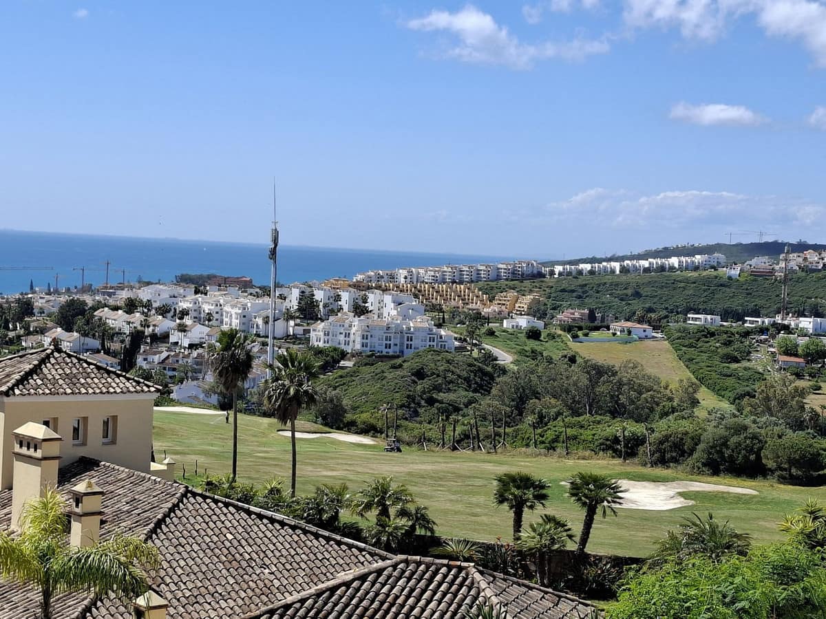 Drie-slaapkamerwoning in La Duquesa in La Duquesa - foto 2