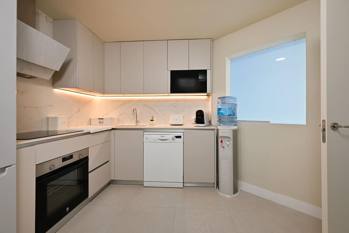 4-slaapkamer appartement in Elviria aan het strand in Elviria - foto 4