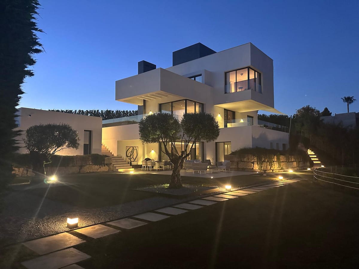 Villa met 5 slaapkamers te koop in Benahavís in Benahavís - foto 2