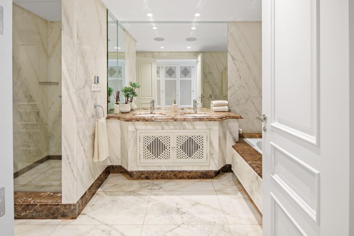 Drie-slaapkamer duplex penthouse in Marbella – La Morera in Marbella - foto 19