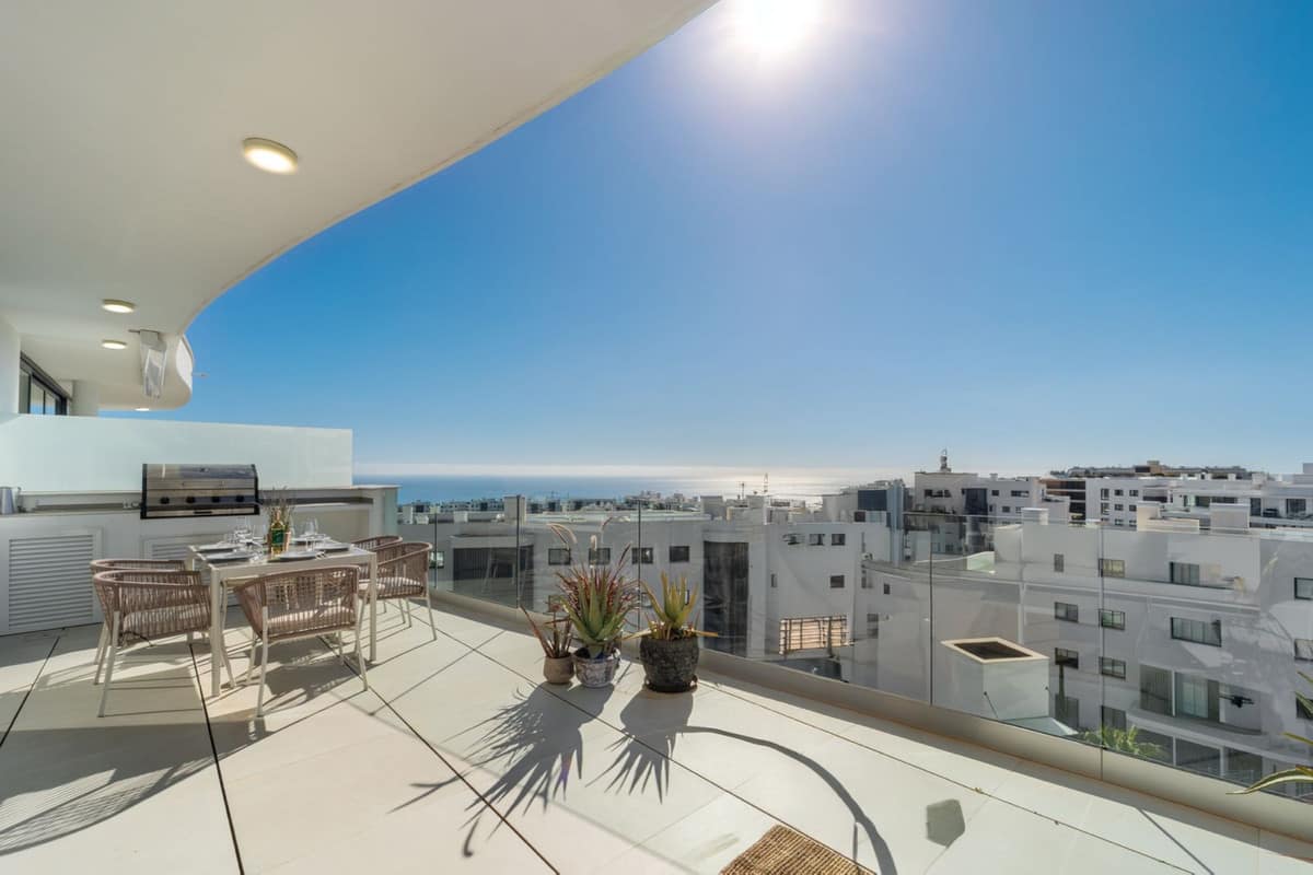 2 bedroom Apartment in Fuengirola in Fuengirola - foto 3