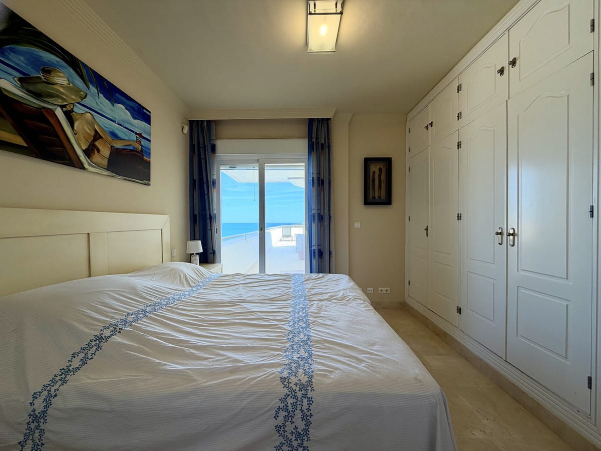 Appartement met 2 slaapkamers aan het strand in Estepona in Estepona - foto 10