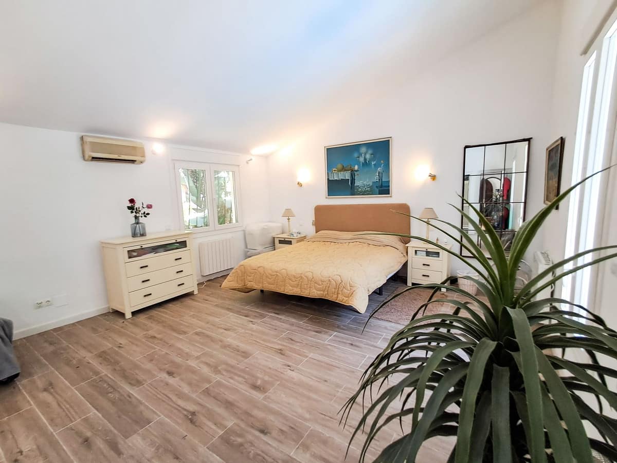 Villa met drie slaapkamers in Calahonda in 36.745261 - foto 7