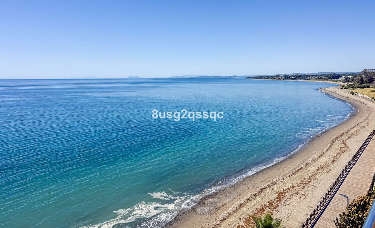 3 bedroom Apartment in Estepona in Estepona - foto 10