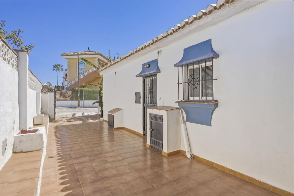 3-slaapkamerwoning in El Chaparral in El Chaparral - foto 15