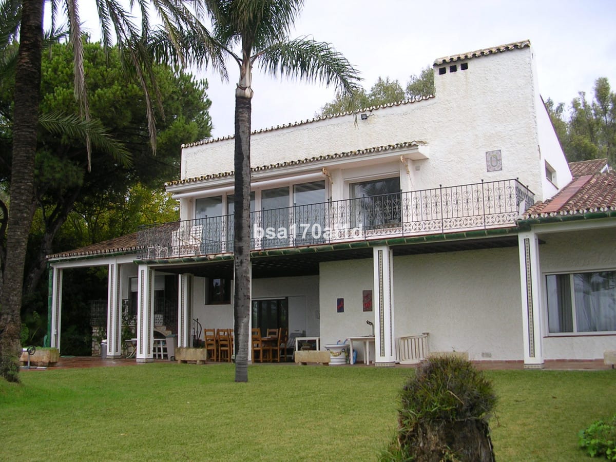 Villa met 5 slaapkamers in Los Monteros in Los Monteros - foto 18