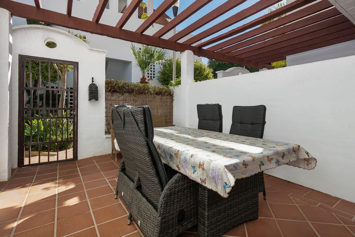 Drie-slaapkamerappartement in Nueva Andalucía in Nueva Andalucía - foto 2