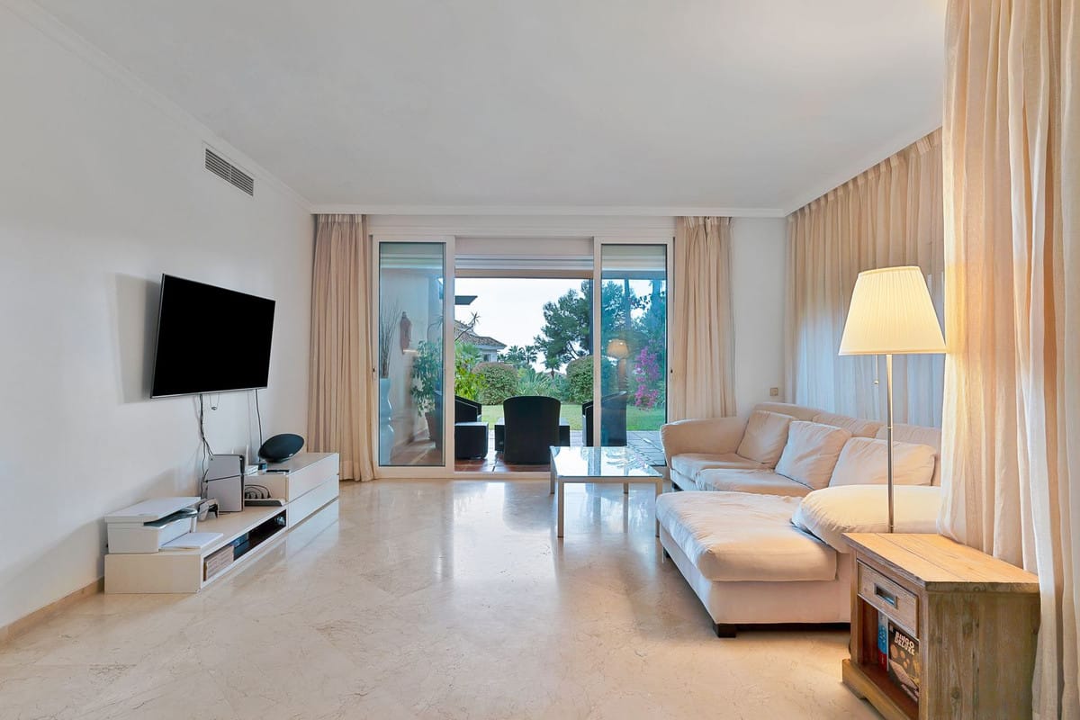 Begane grond appartement met 3 slaapkamers in Sierra Blanca, Marbella in Sierra Blanca - foto 4