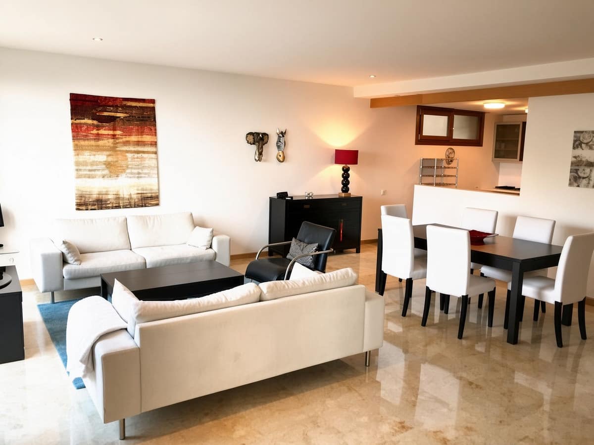 3 bedroom Apartment in Altos De Los Monteros in Altos de los Monteros - foto 18
