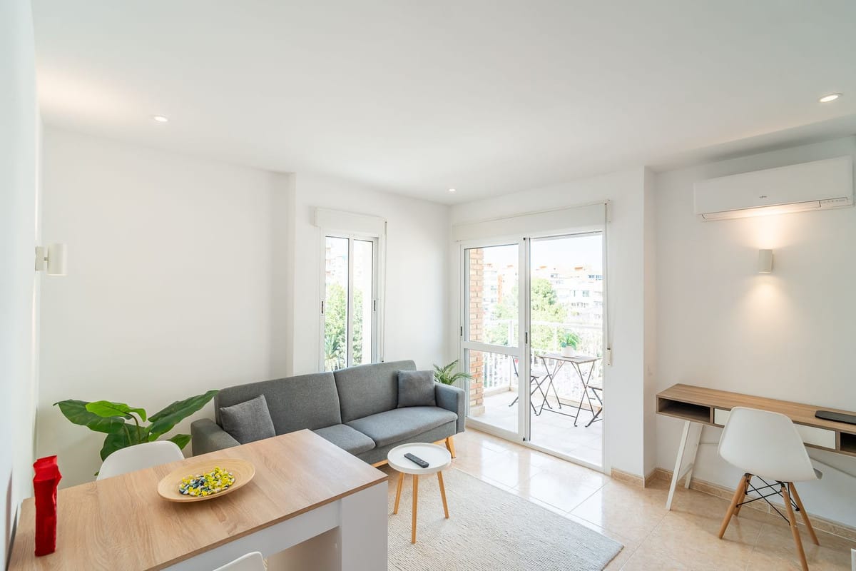 Gerenoveerd 1-slaapkamer appartement in Edificio Iris, Arroyo de la Miel (Benalmádena) in Arroyo de la Miel - foto 12