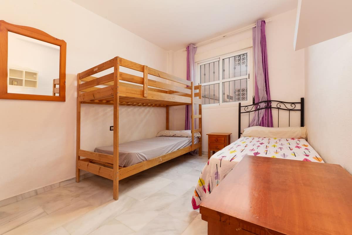 2 bedroom Apartment in Fuengirola in Fuengirola - foto 12