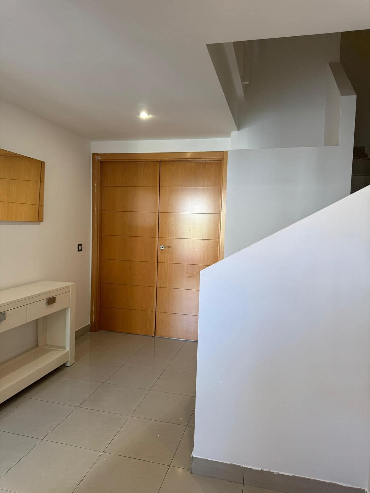 Drie-slaapkamer stadswoning in El Paraiso in El Paraiso - foto 14