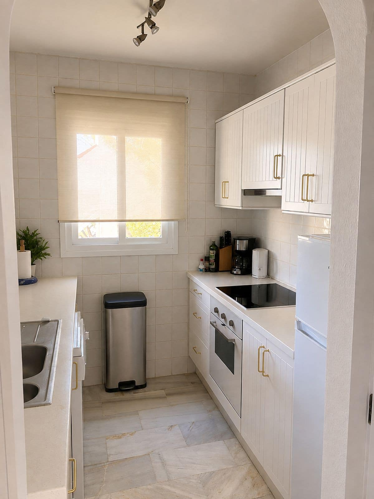 2 bedroom Apartment in Calahonda in Calahonda - foto 8