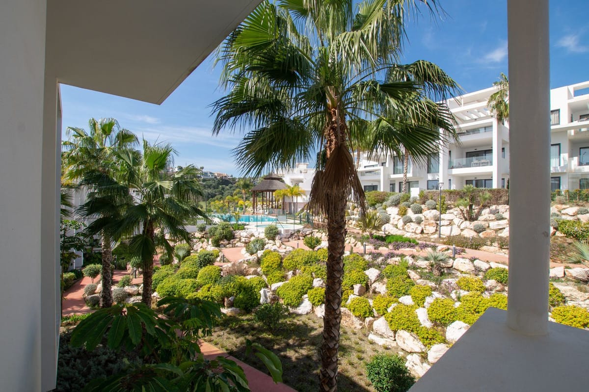 Drie-slaapkamer hoekappartement in Atalaya Hills, Benahavís in Benahavís - foto 17