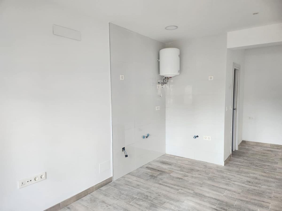 Studio op begane grond in Torremolinos – 36 m², recent gerenoveerd in Torremolinos - foto 4