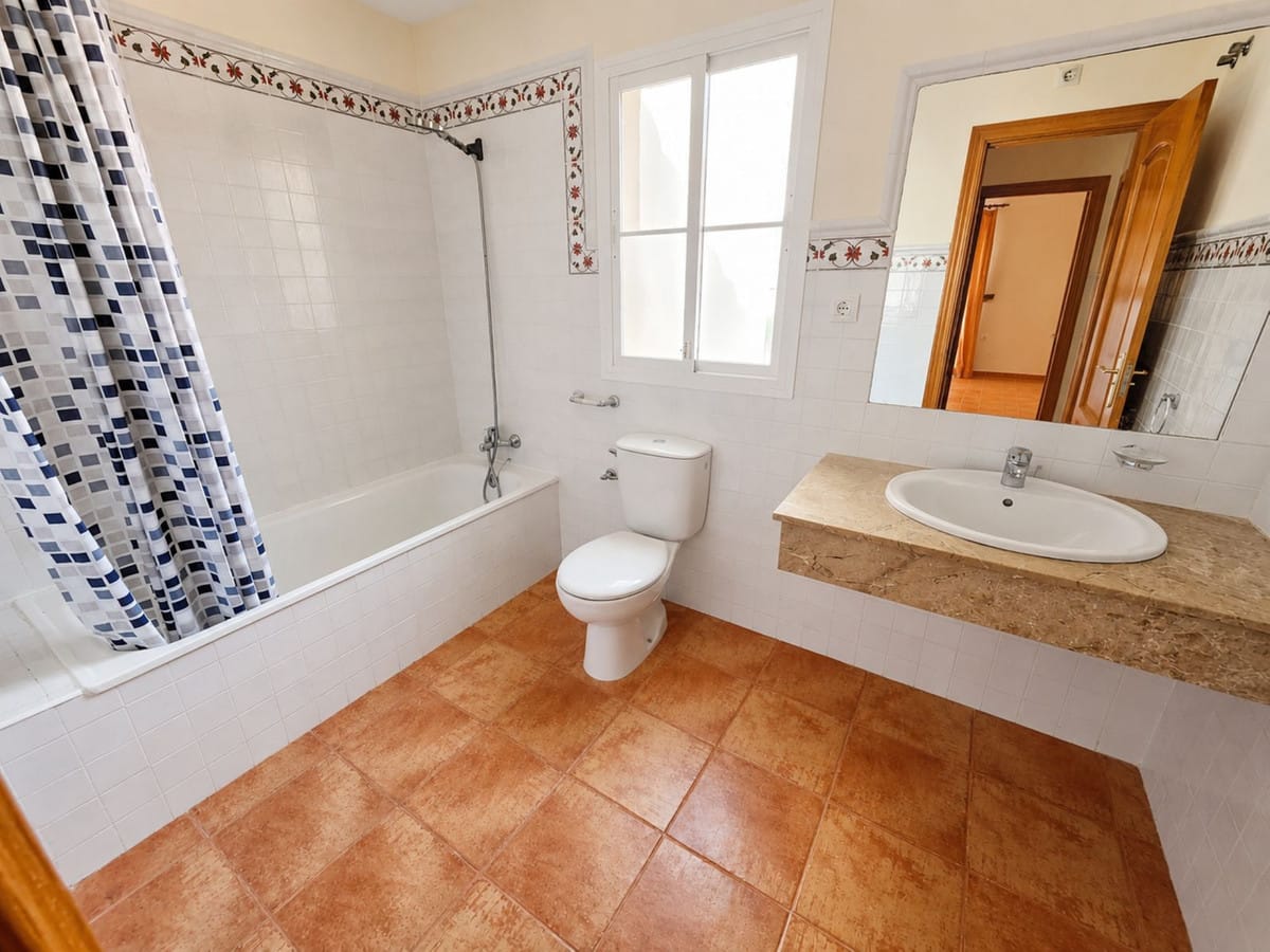 4 bedroom House in La Alcaidesa in La Alcaidesa - foto 10