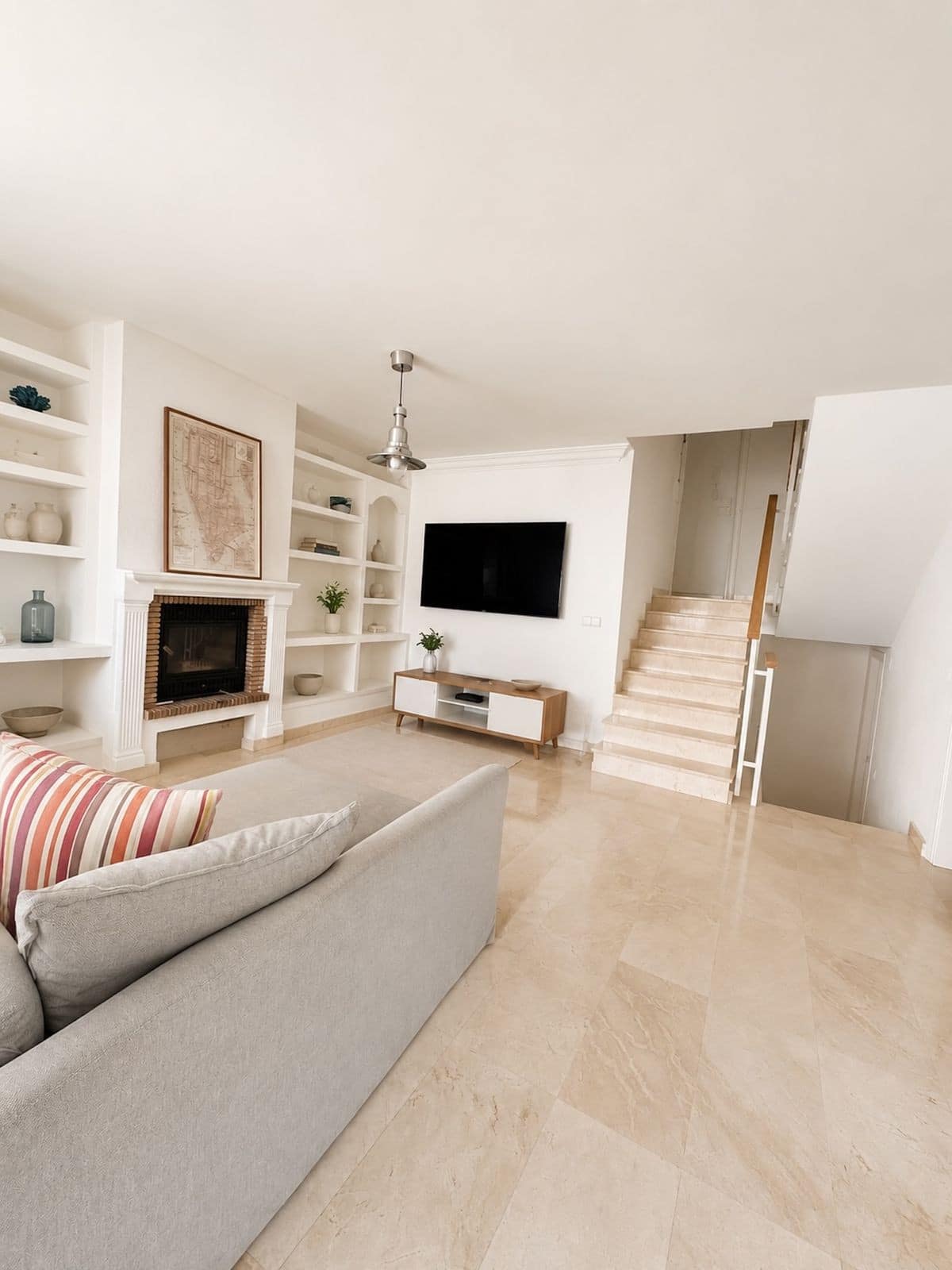 Drie-slaapkamer hoek-tussenwoning in Costabella, Marbella-Oost in Costabella - foto 5