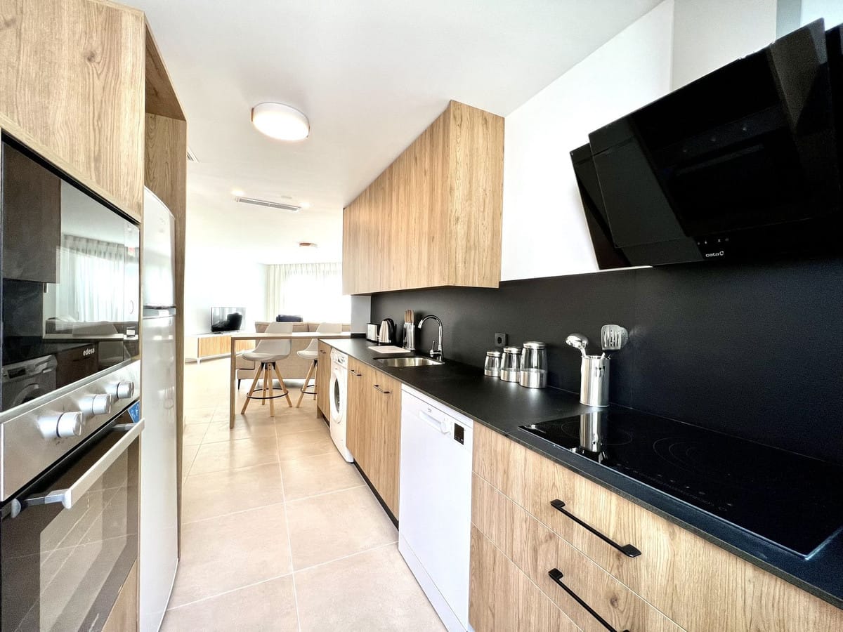 Drie-slaapkamer stadswoning in Estepona – El Paraiso-Residencial Agra in Estepona - foto 5