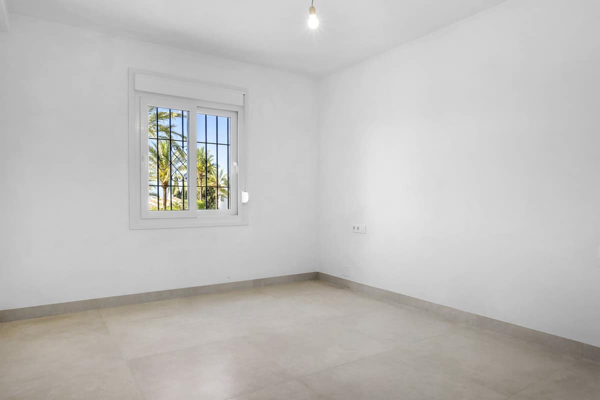 Drie-slaapkamerappartement in Nueva Andalucía in Nueva Andalucía - foto 8