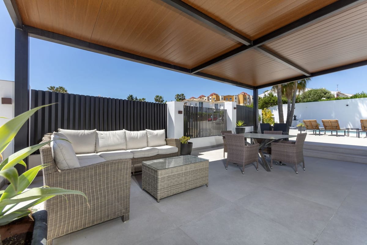 6 bedroom House in Estepona in Estepona - foto 6