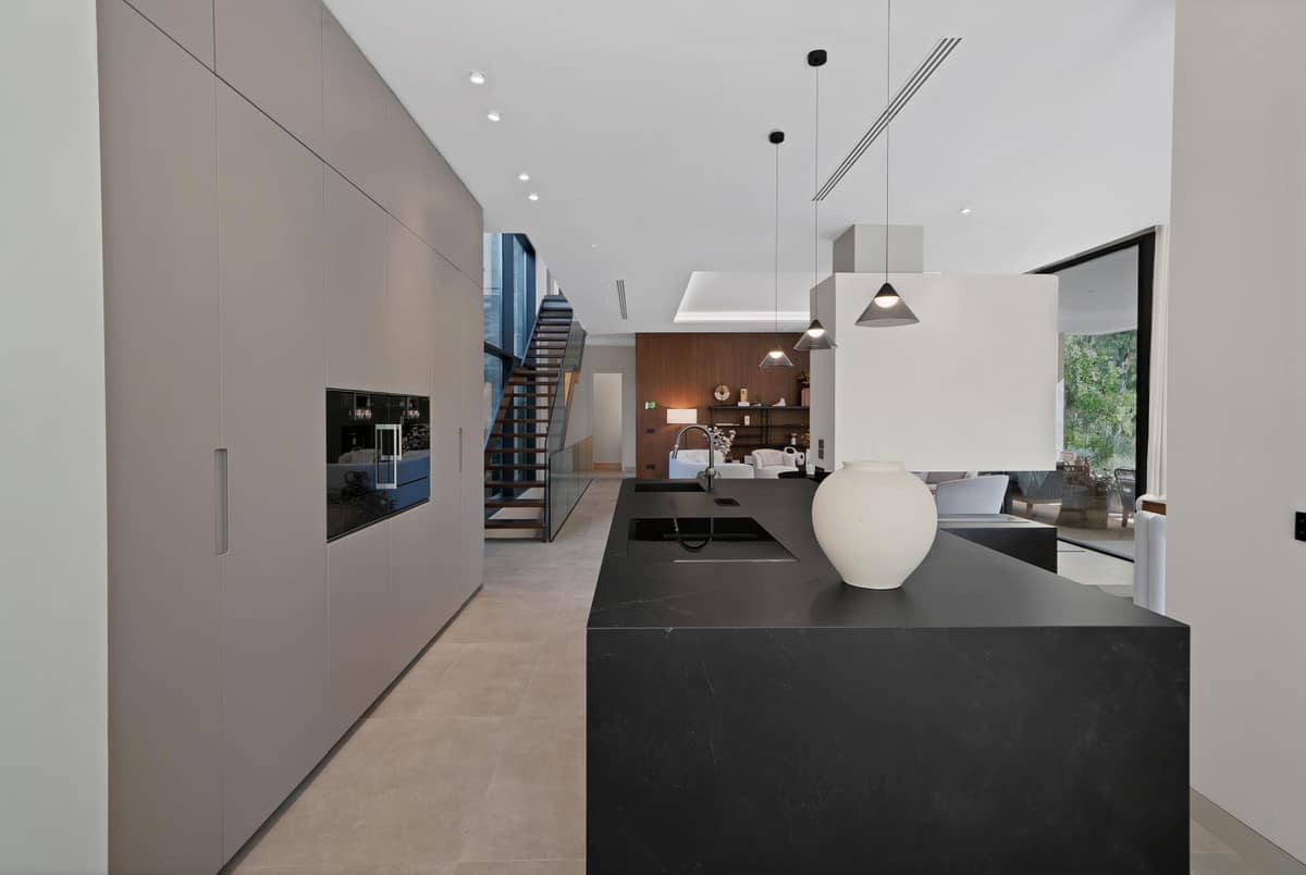Villa Maryna: exclusieve moderne villa in La Cerquilla, Marbella in Marbella - foto 12