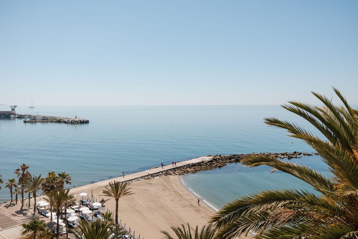 Luxe 4-slaapkamer appartement met zeezicht in Marbella Centrum in Marbella - foto 9