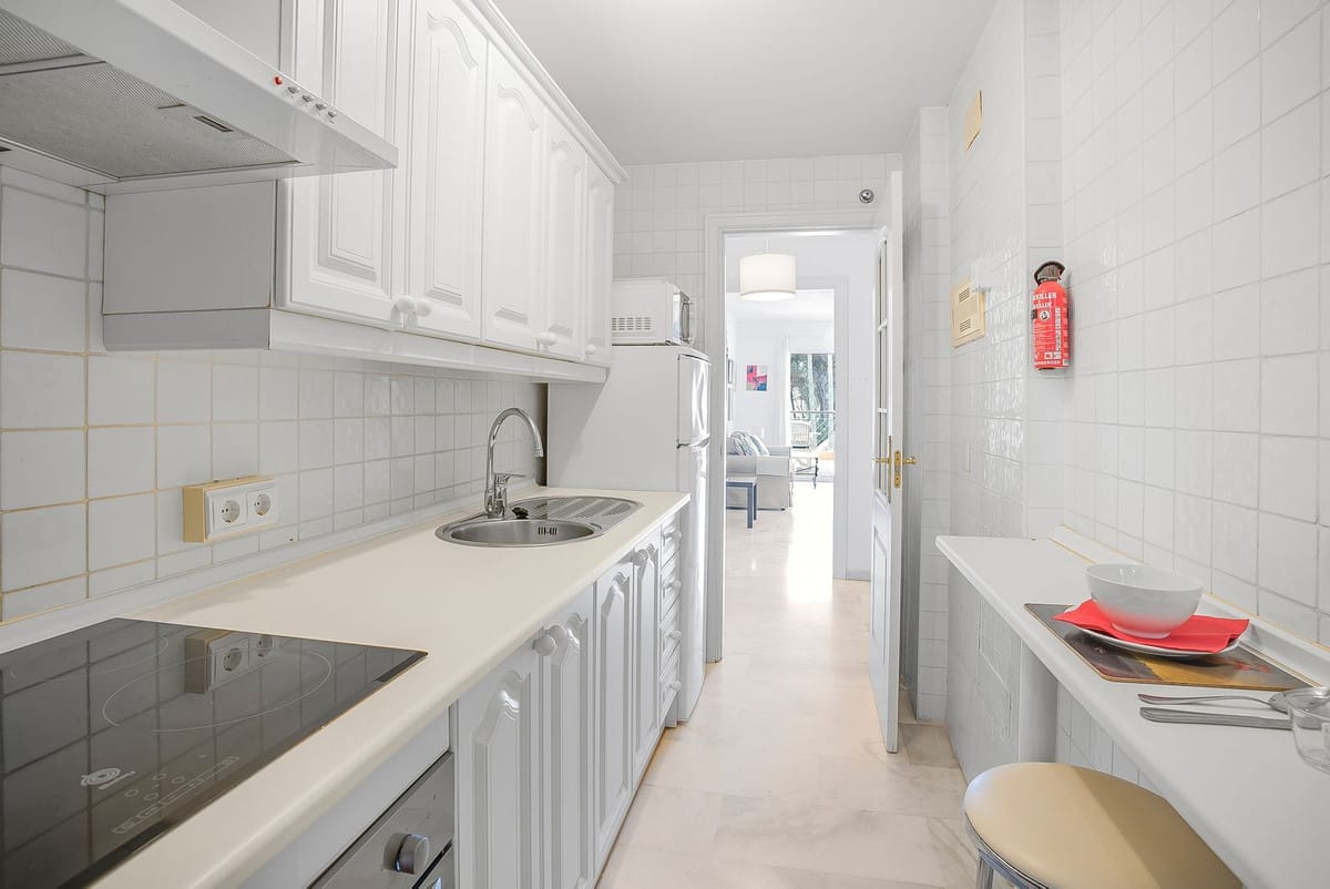 Appartement met 2 slaapkamers aan het strand in Calahonda in Calahonda - foto 11