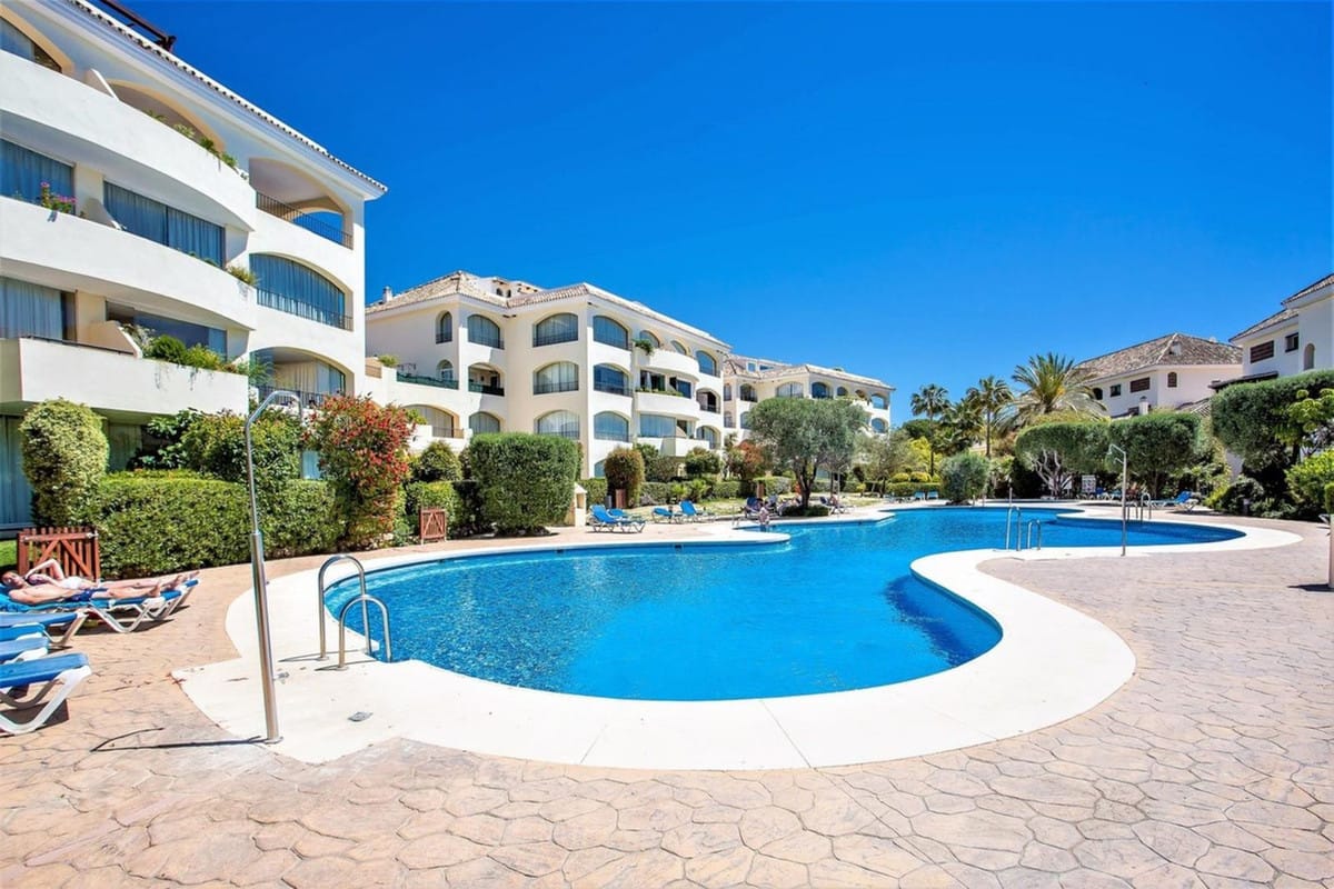 Drie-slaapkamerappartement in Bahía de Marbella in Bahía de Marbella - foto 12