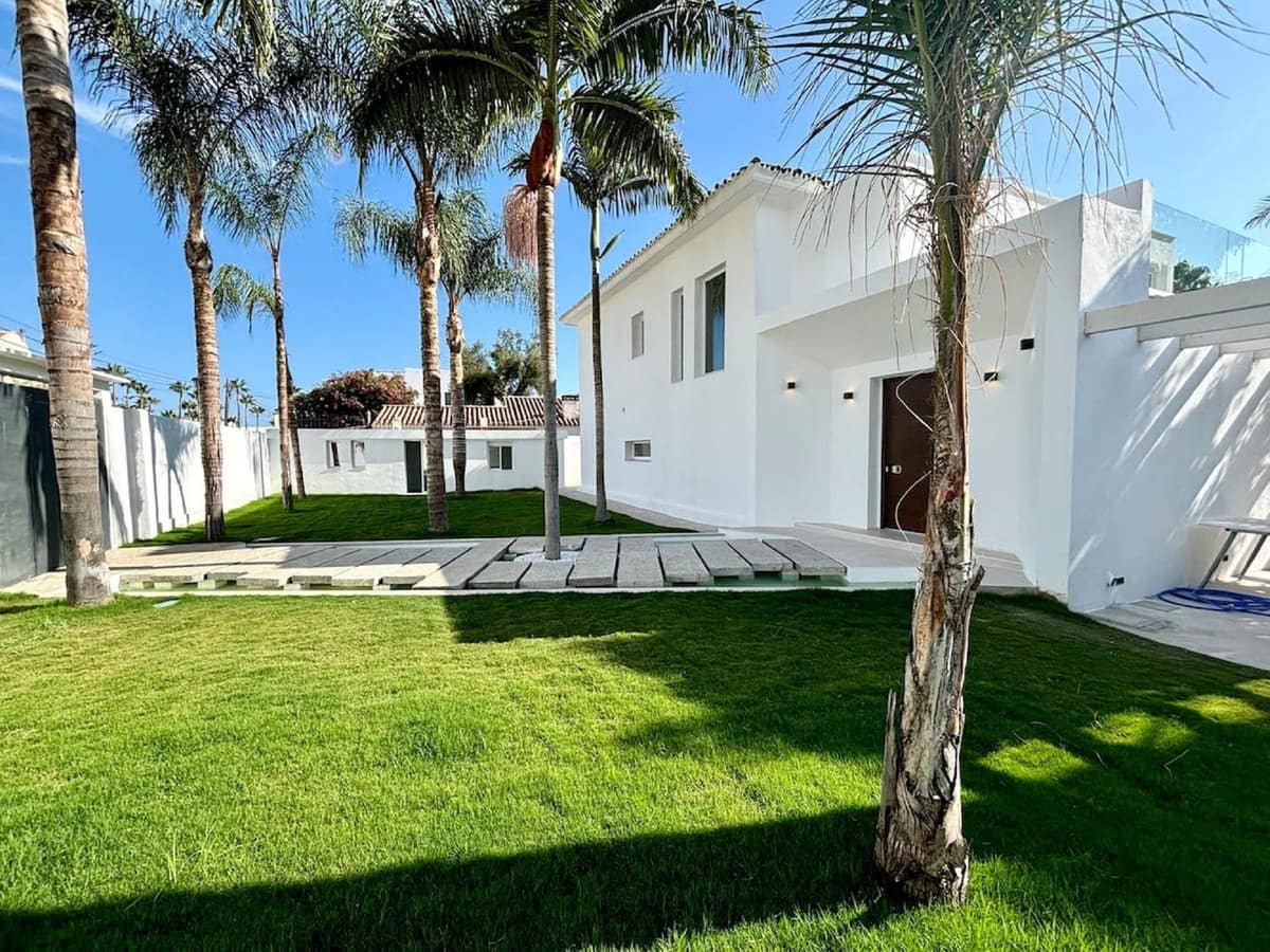 Luxe villa Marbella, Rio Verde (Gouden Mijl) – volledig gerenoveerd in 2024 in Marbella - foto 4