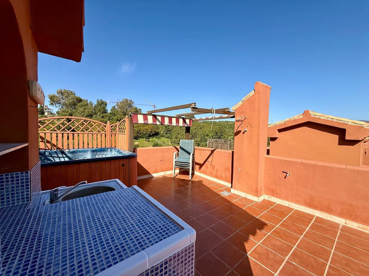 Drie-slaapkamer duplex-penthouse in Estepona in Estepona - foto 11