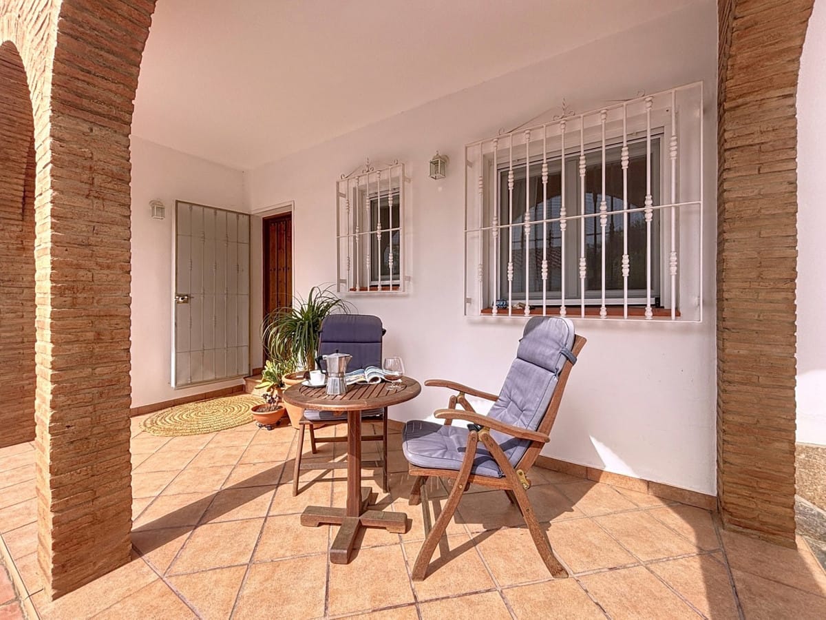 Villa met 3 slaapkamers in Canillas de Albaida — R5153134 in Canillas de Albaida - foto 5