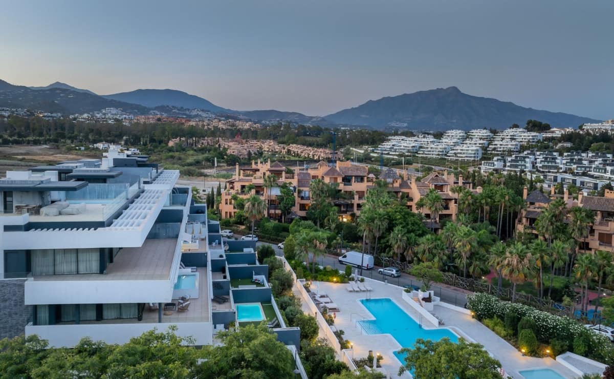 Luxueus 3-slaapkamer tuinappartement in Estepona in Estepona - foto 18