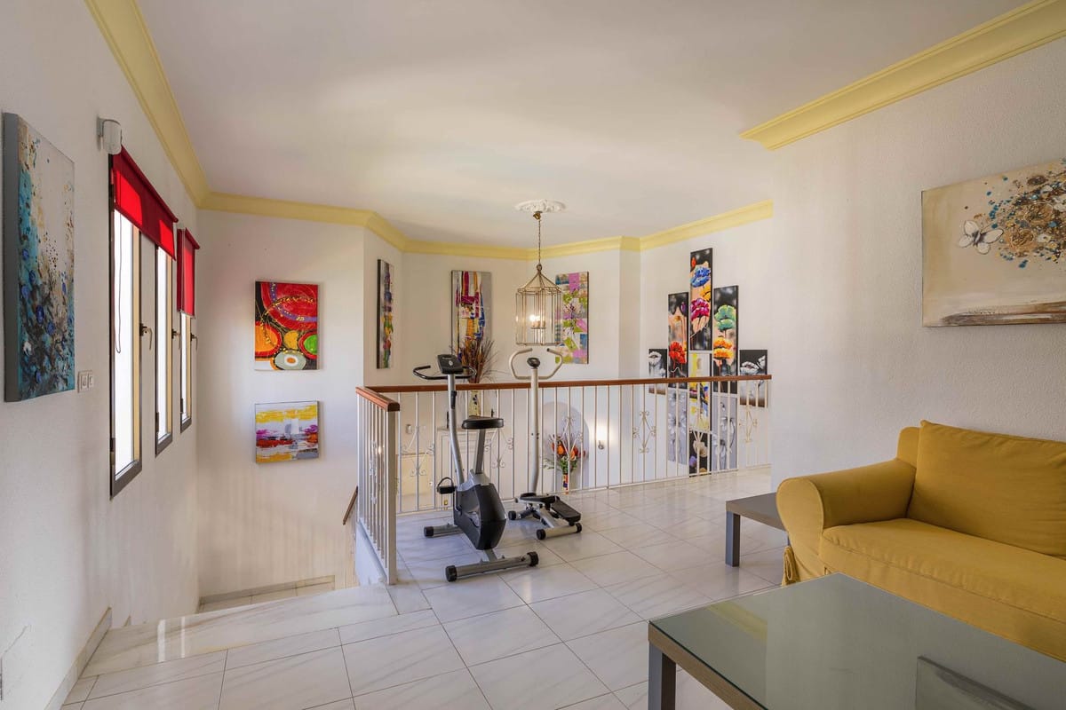 La Gaspara, Estepona – 5-slaapkamer villa in Estepona - foto 9
