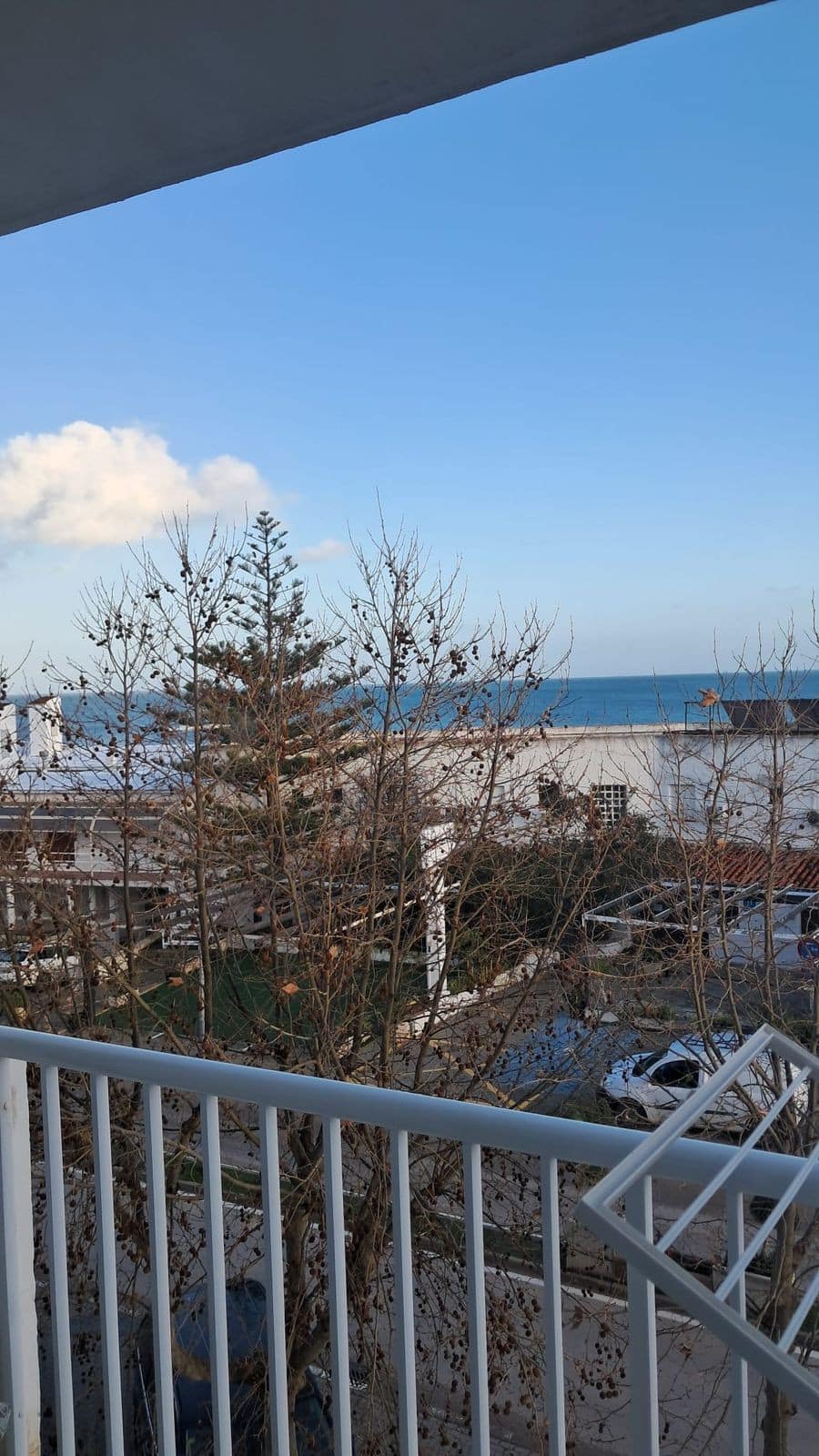 Drie slaapkamers appartement in Torreguadiaro met zeezicht en ondergrondse parkeergelegenheid in Torreguadiaro - foto 4