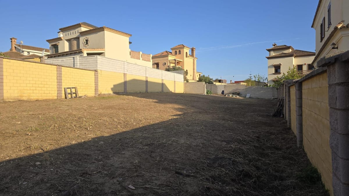 Kavel in La Línea in La Línea - foto 3