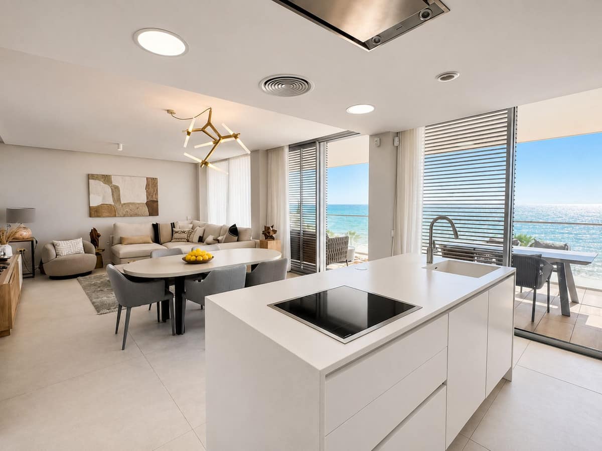 4 bedroom Apartment in Estepona in Estepona - foto 2