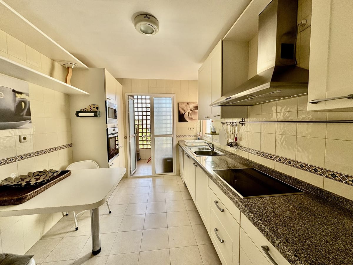 Driekamer-appartement in Guadalmina Baja, Alhambra del Golf – €1.050.000 in Guadalmina Baja - foto 7