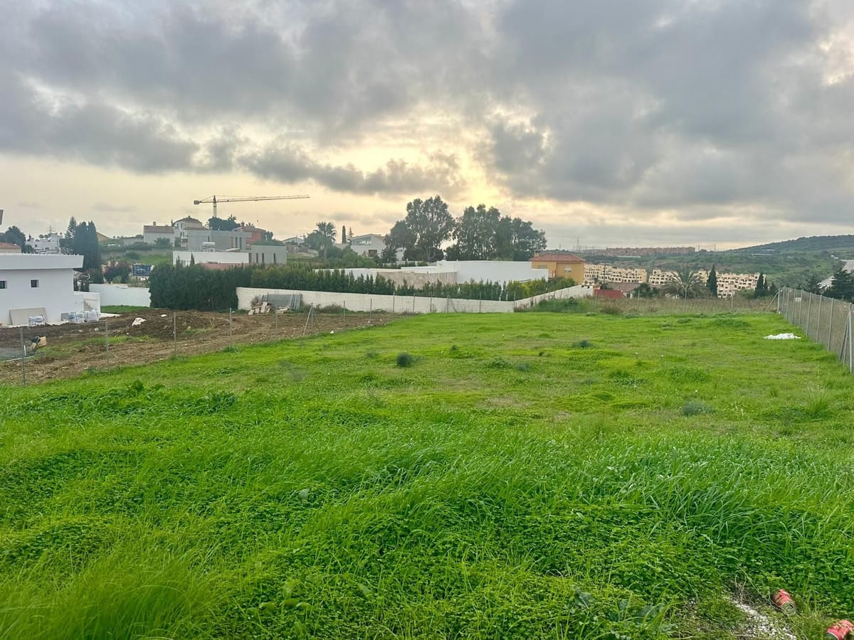 Perceel Valle Romano, Estepona – 1034 m2 met zeezicht en bouwvergunning in Valle Romano - foto 3